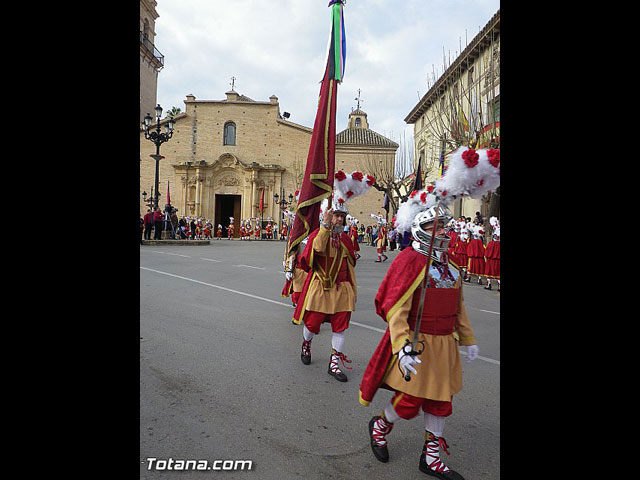 Entrega de la bandera a Los Armaos. Totana 2012 - 72