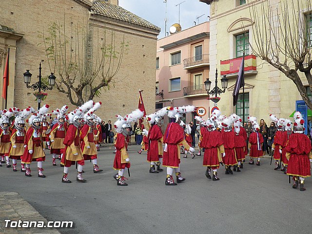 Entrega de la bandera a Los Armaos. Totana 2012 - 84