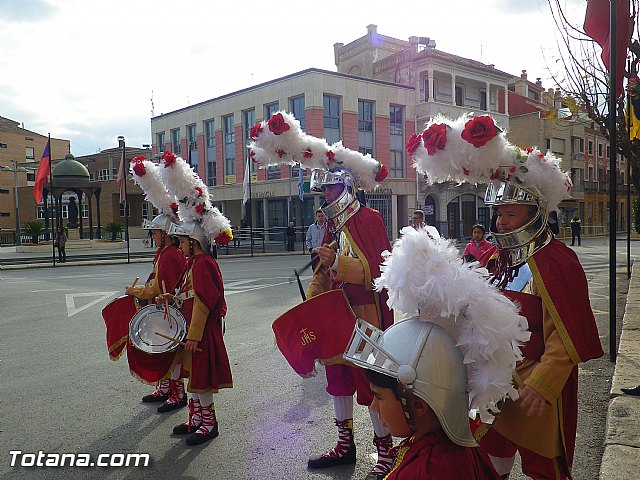 Entrega de la bandera a Los Armaos. Totana 2012 - 90