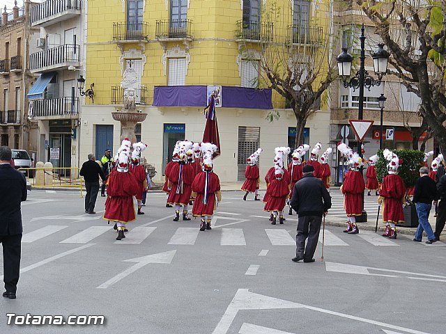 Entrega de la bandera a Los Armaos. Totana 2012 - 103