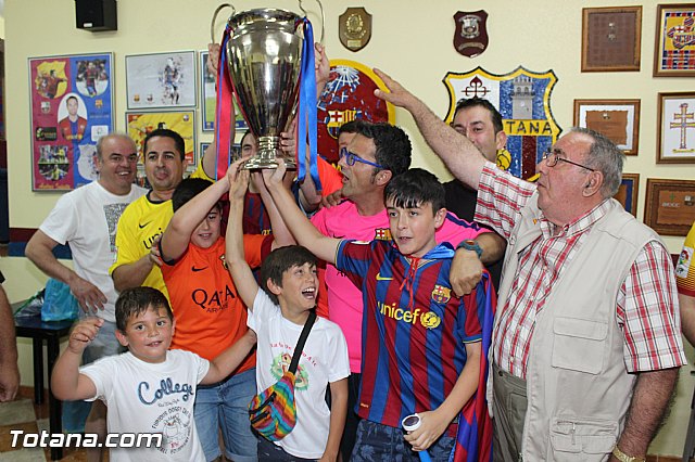 Celebracin en Totana de la quinta Champions y segundo triplete del Bara - 4