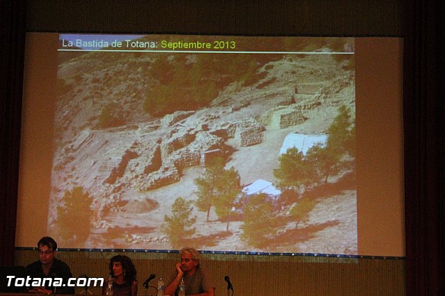Charla Los ltimos descubrimientos de La Bastida