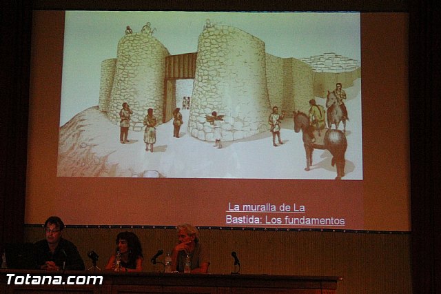 Charla Los ltimos descubrimientos de La Bastida