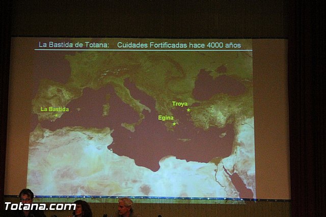 Charla Los ltimos descubrimientos de La Bastida