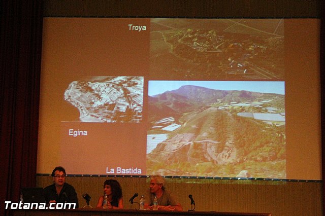 Charla Los ltimos descubrimientos de La Bastida