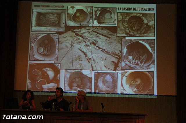 Charla Los ltimos descubrimientos de La Bastida