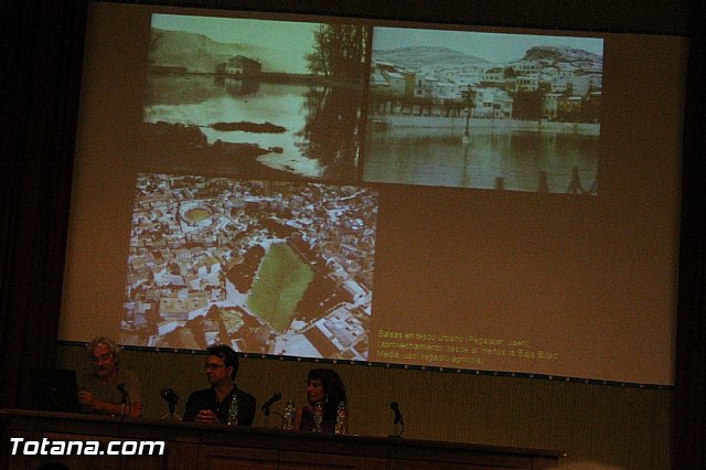 Charla Los ltimos descubrimientos de La Bastida
