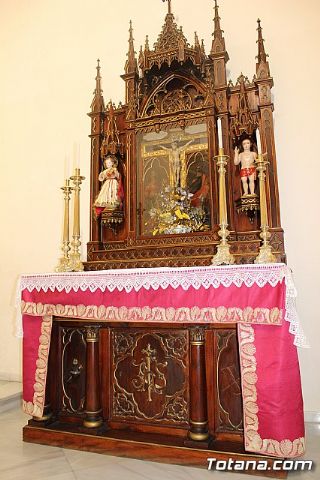 Las reliquias de los beatos vicencianos martirizados en Totana descansan en Santiago El Mayor - 7