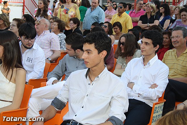 Ms de 120 alumnos de bachillerato del I.E.S. 