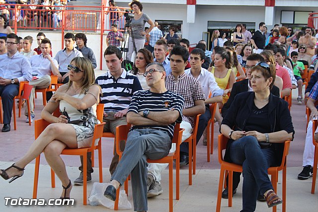 Ms de 120 alumnos de bachillerato del I.E.S. 