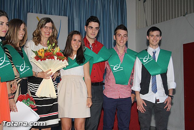 Ms de 120 alumnos de bachillerato del I.E.S. 