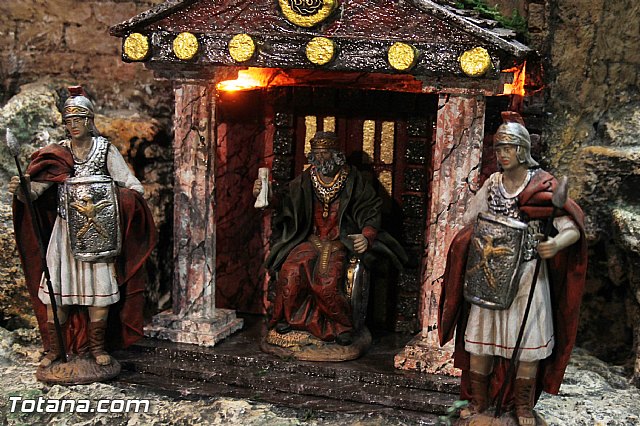 Beln de la Hdad. del Beso de Judas y Jess Traspasado - 2013 - 24