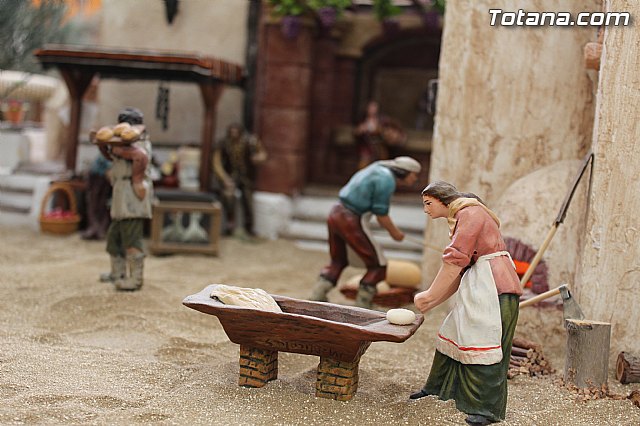 II Beln Solidario. Hdad de La Vernica. Navidad 2014 - 36