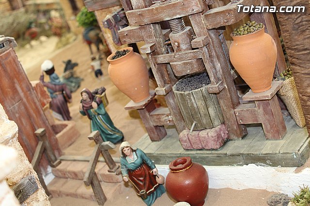 II Beln Solidario. Hdad de La Vernica. Navidad 2014 - 41