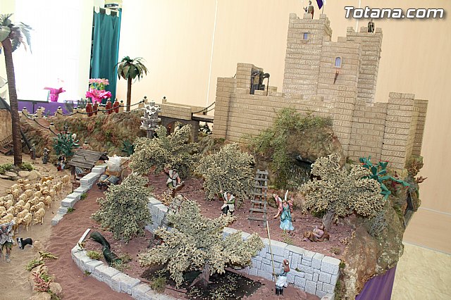 II Beln Solidario. Hdad de La Vernica. Navidad 2014 - 43