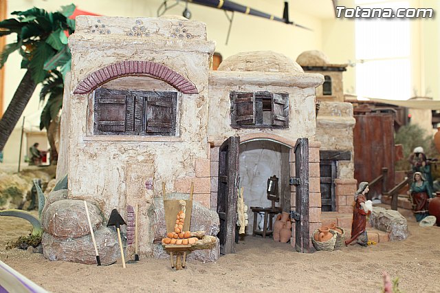 II Beln Solidario. Hdad de La Vernica. Navidad 2014 - 47