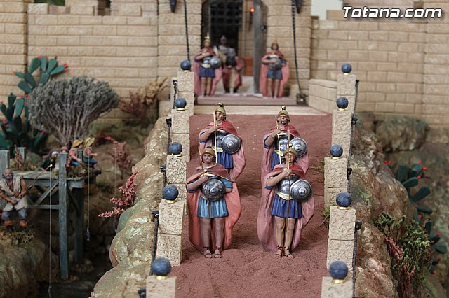 II Beln Solidario. Hdad de La Vernica. Navidad 2014 - 65