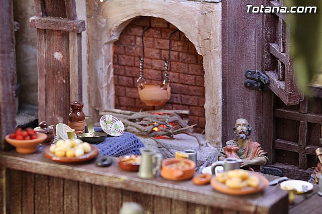 II Beln Solidario. Hdad de La Vernica. Navidad 2014 - 85