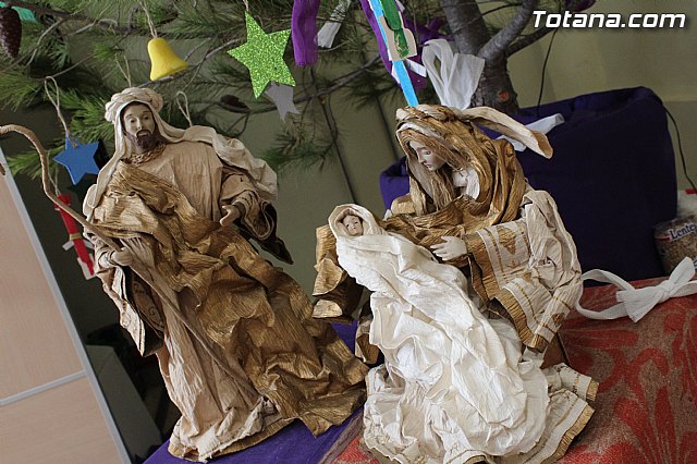 II Beln Solidario. Hdad de La Vernica. Navidad 2014 - 118