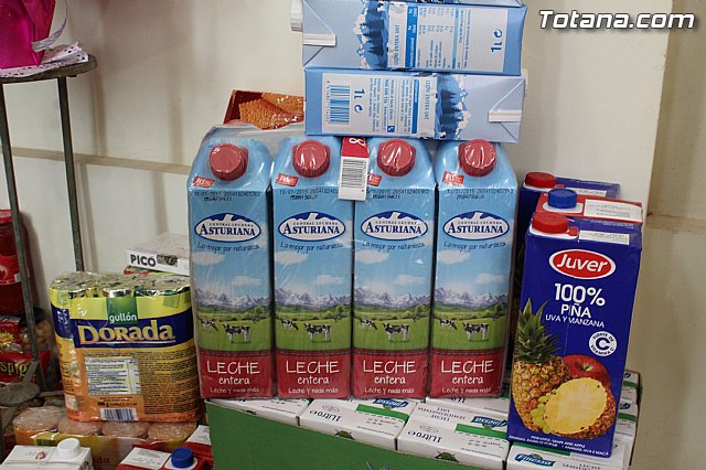 II Beln Solidario. Hdad de La Vernica. Navidad 2014 - 119