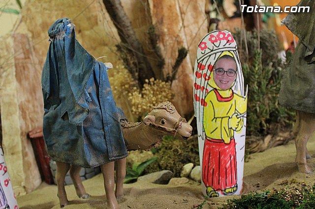 II Beln Solidario. Hdad de La Vernica. Navidad 2014 - 136