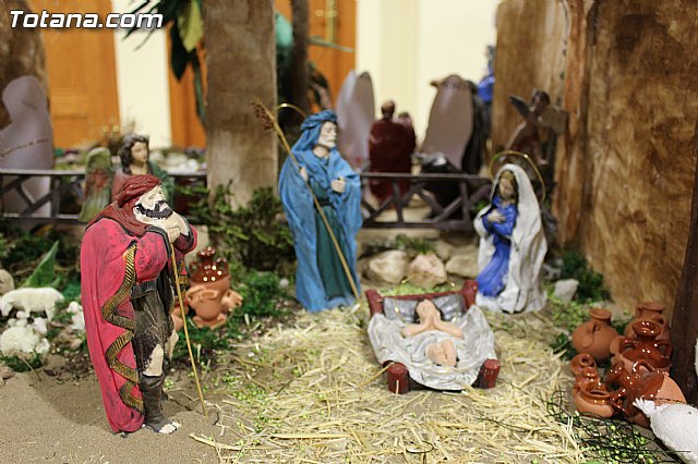 II Beln Solidario. Hdad de La Vernica. Navidad 2014 - 167