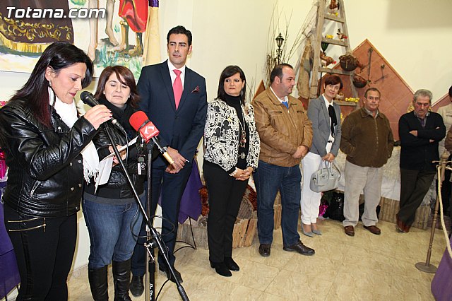 II Beln Solidario. Hdad de La Vernica. Navidad 2014 - 174