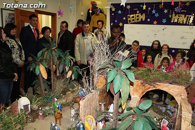 II Beln Solidario. Hdad de La Vernica. Navidad 2014 - 205