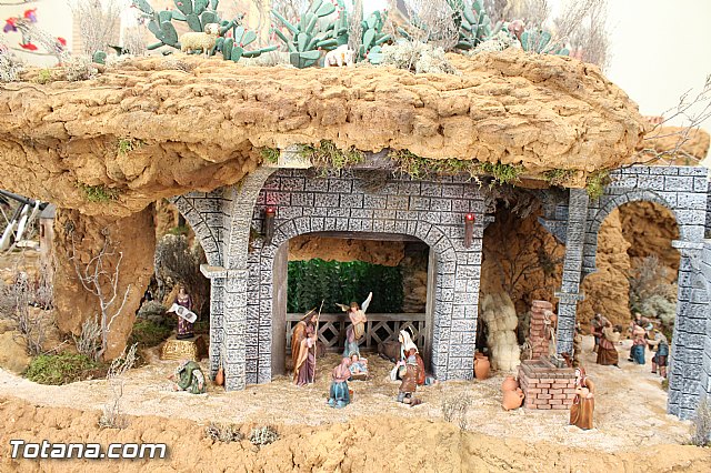 Beln solidario Hermandad de la Vernica 2015 - 6