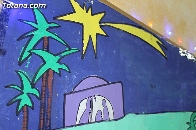 Beln infantil. Hdad. de Jess Flagelado. Navidad 2014 - 17