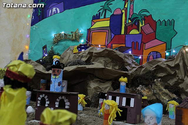 Beln infantil. Hdad. de Jess Flagelado. Navidad 2014 - 19