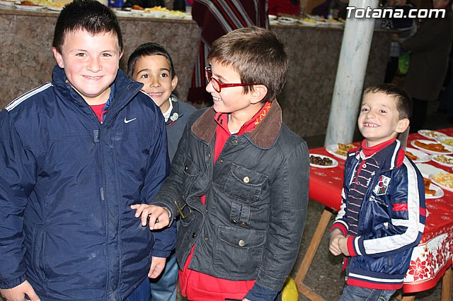 Beln infantil. Hdad. de Jess Flagelado. Navidad 2014 - 38