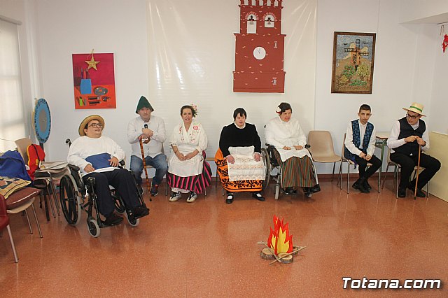 Los Centros de Da para la Discapacidad celebran el Beln Viviente  - 3