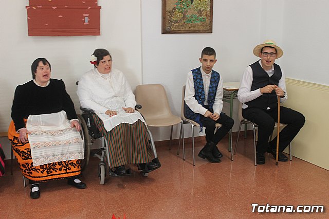 Los Centros de Da para la Discapacidad celebran el Beln Viviente  - 6