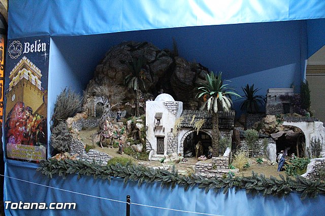 Beln Hdad de Santa Mara Cleof y Coronacin de Espinas 2016 - 1