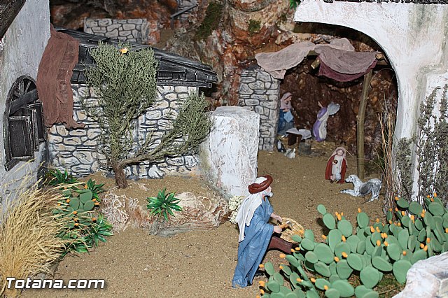 Beln Hdad de Santa Mara Cleof y Coronacin de Espinas 2016 - 4