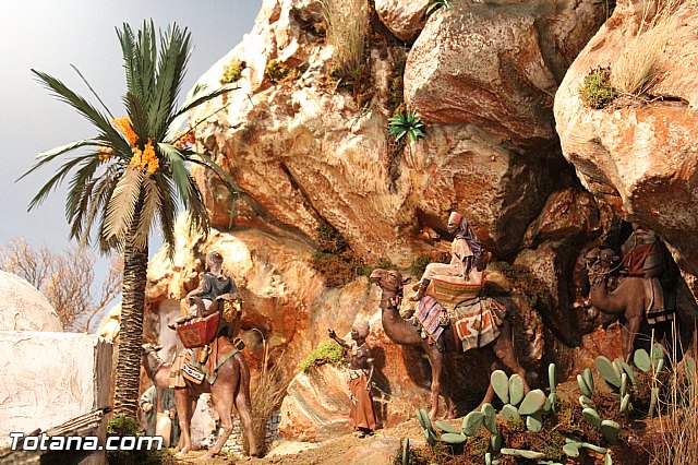 Beln Hdad de Santa Mara Cleof y Coronacin de Espinas 2016 - 21