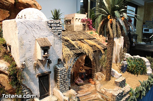 Beln Hdad de Santa Mara Cleof y Coronacin de Espinas 2016 - 41