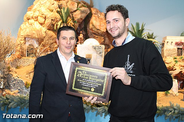 Beln Hdad de Santa Mara Cleof y Coronacin de Espinas 2016 - 88