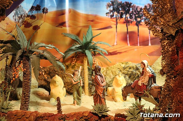 Belenes Iglesia de Santiago y Convento de las Tres Avemaras - Navidad 2018 - 44
