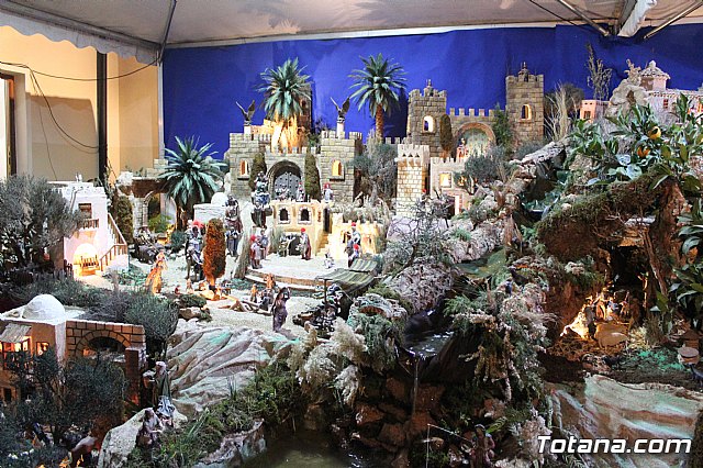 Beln solidario parroquial Santiago el Mayor - Navidad 2021 - 4