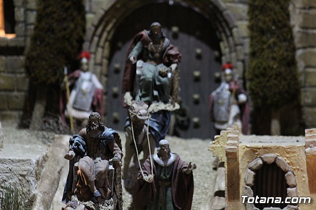 Beln solidario parroquial Santiago el Mayor - Navidad 2021 - 11