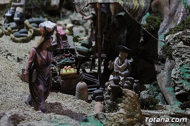 Beln solidario parroquial Santiago el Mayor - Navidad 2021 - 13