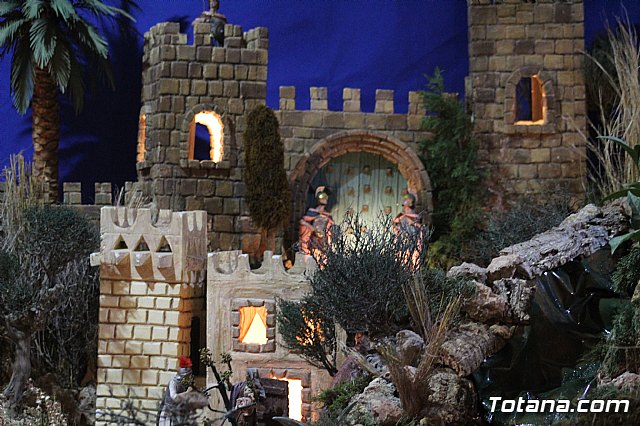 Beln solidario parroquial Santiago el Mayor - Navidad 2021 - 32