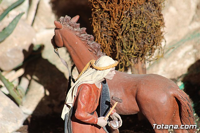 Beln solidario parroquial Santiago el Mayor - Navidad 2021 - 78