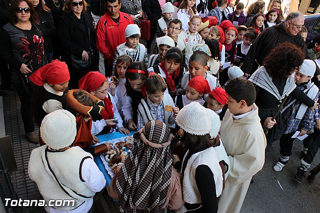 Beln viviente. Parroquia de las Tres Avemaras 2012 - 35