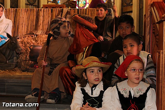 Beln viviente. Parroquia de las Tres Avemaras 2012 - 113