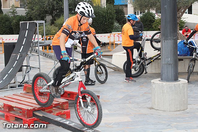 Da de la Bicicleta y exhibicin de Trial  - 132