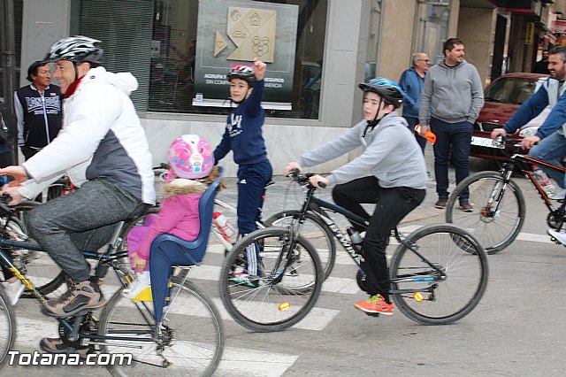 Da de la Bicicleta y exhibicin de Trial  - 190