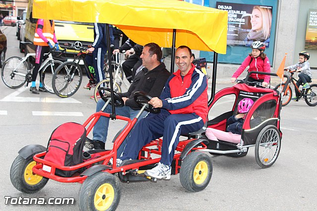 Da de la Bicicleta y exhibicin de Trial  - 196